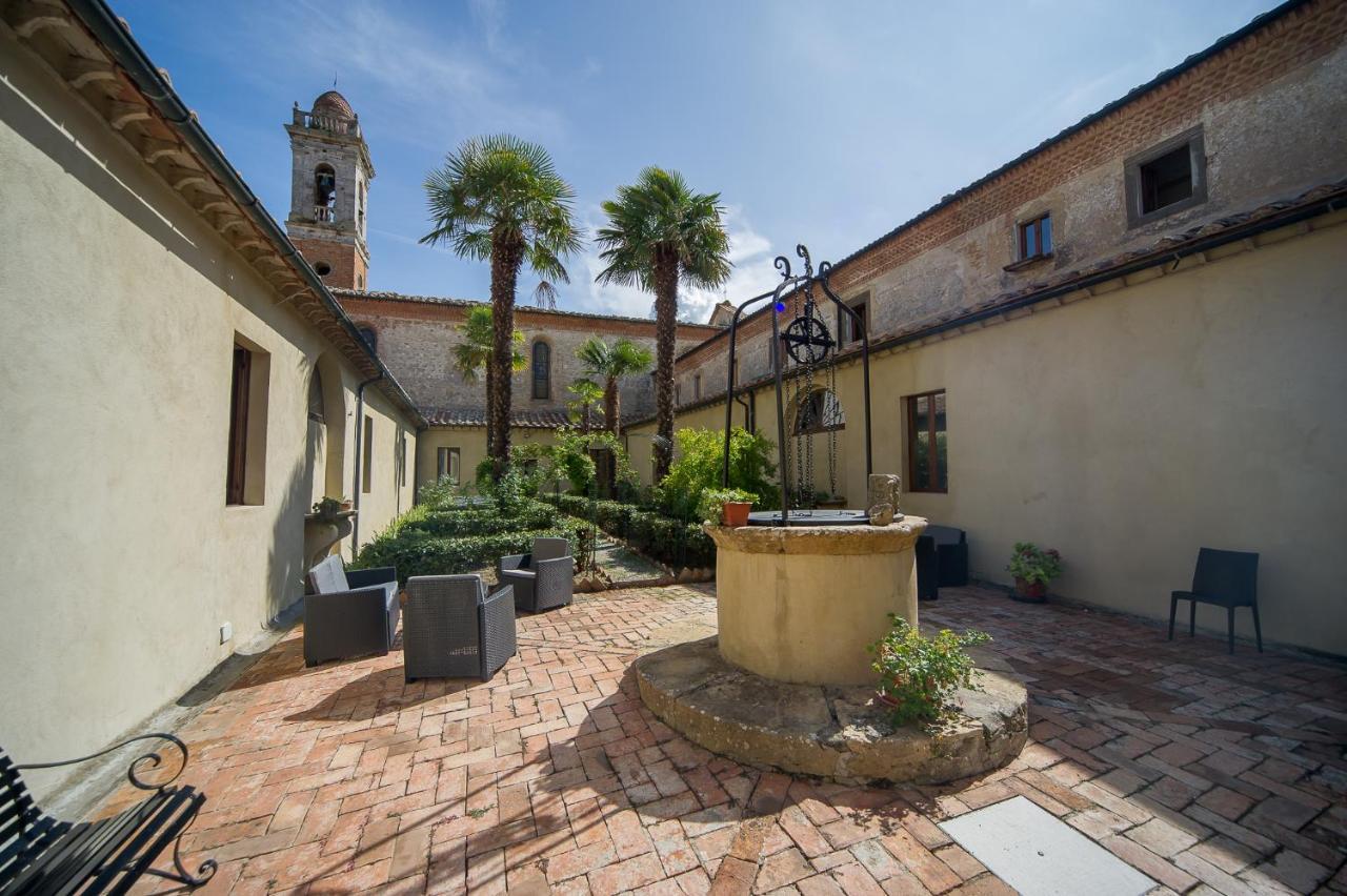 Chiostro Delle Monache Hostel Volterra Esterno foto