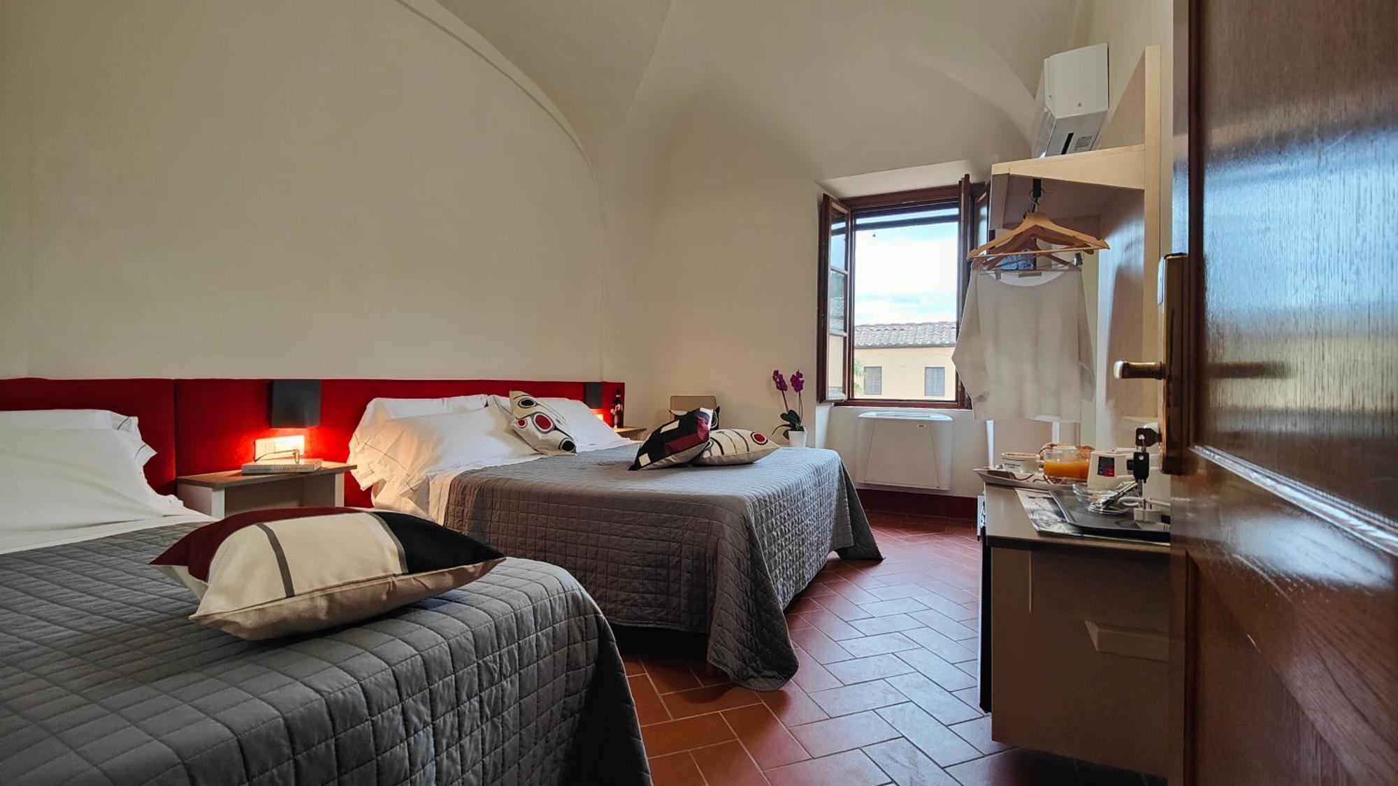 Chiostro Delle Monache Hostel Volterra Esterno foto