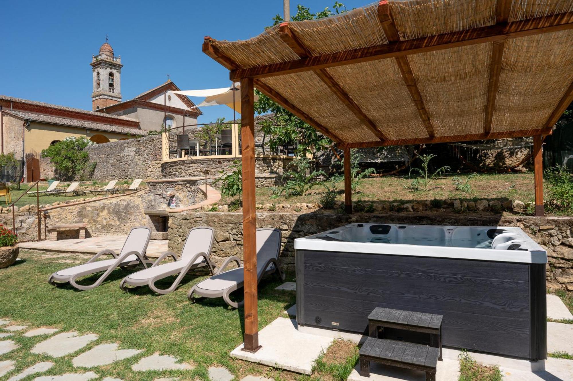 Chiostro Delle Monache Hostel Volterra Esterno foto